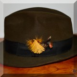 H40. Royal Stetson fedora.